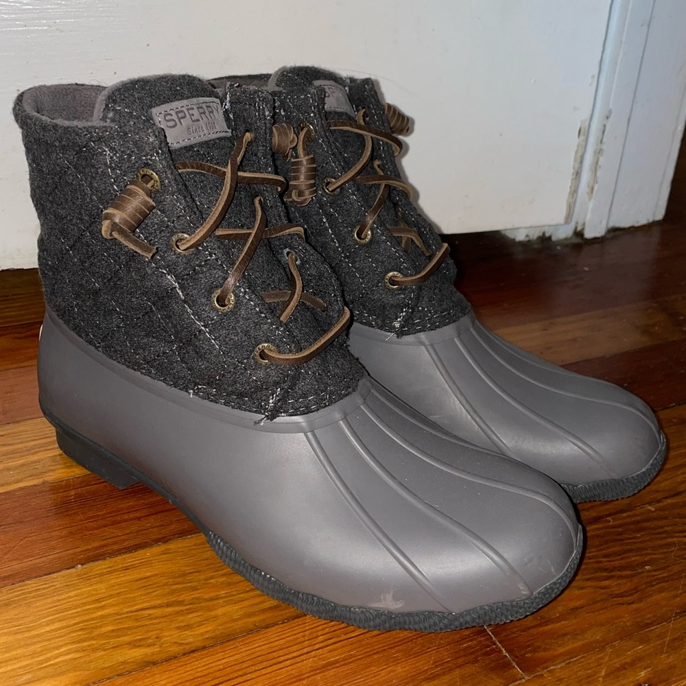 Sperry boots size 9.5